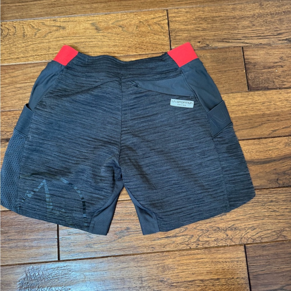 Womens La Sportiva Circuit Shorts - Picture 8 of 10